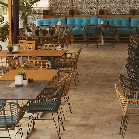 Rich Collective アパート ネセバル