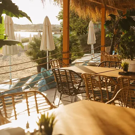 Rich Collective アパート