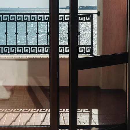 Rich Collective Apartamento Nesebar