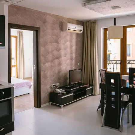 Apartament Rich Collective